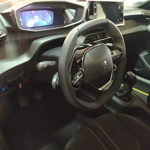 208 Allure Tiptronic