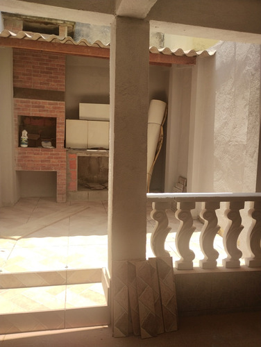 Casa Com 07 Cômodos Toda Reformada Dividida Em 2 Casas