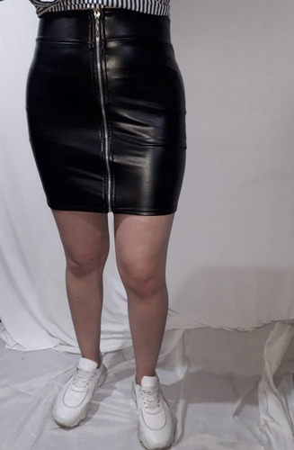Falda En Cuero Tex