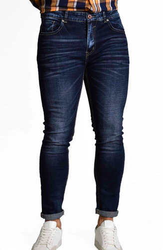 Imagen 1 de 6 de Pantalón Skinny Hombre Mezclilla Dark 215