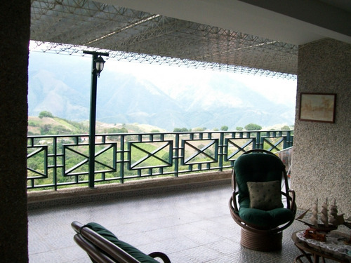 Imagen 22 de 29 de Hermosa Quinta En Urbanizacion Karimao Country Club Municipio Sucre, Distrito Capital, Miranda