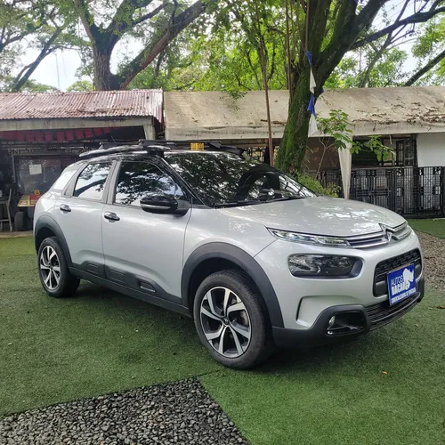 Citroën C4 Cactus 1.6 Shine Turbo Aut