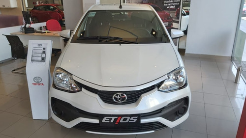 Toyota Etios 1.5 X 5p 2021 0km