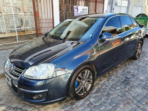 Volkswagen Vento 2.5 Luxury Wood Tiptronc 170cv