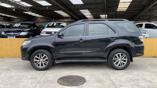 Toyota Hilux HILUX SW4 SRV D4-D 4X4 3.0 TDI DIES. AUT