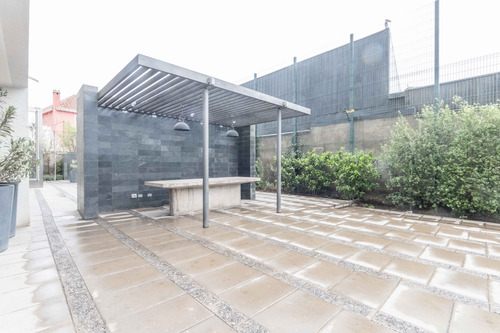 Edificio Av. Recoleta (1 Est. 1 Bod.) Vista Nororiente Piso