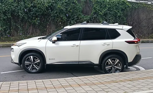 Nissan X-Trail E-Power 1.5 Exclusive E-4Orce