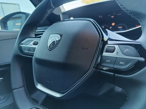 Peugeot 208 1.0T Gt