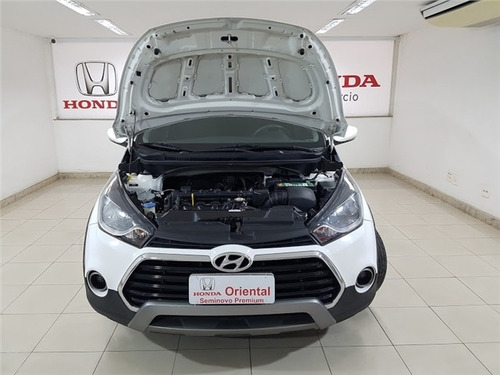 Hyundai Hb20x 1.6 16v Style Flex 4p Automático