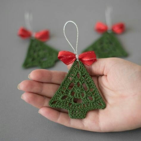 Kit Cinco Mini Pinheiros Natalinos Crochê Árvore De Natal | Parcelamento  sem juros