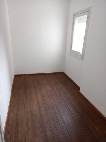 Vendo Apartamento Ciudad Vieja 3 Dormitorios 2 Baños