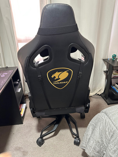 Silla Profesional Gamer Cougar Titan Pro Royal Negro/royal Cuero Sintético/gamuza Sintética (Usado)