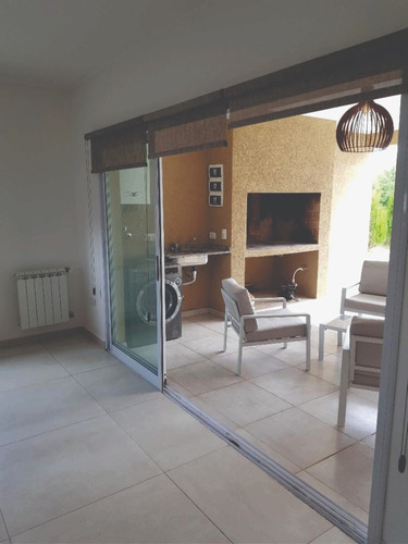 Casa En Venta Pilar Del Este - San Ramon - Villa Rosa - Pilar