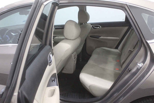Imagen 12 de 15 de Nissan Sentra 2018 4p Advance L4/1.8 Man