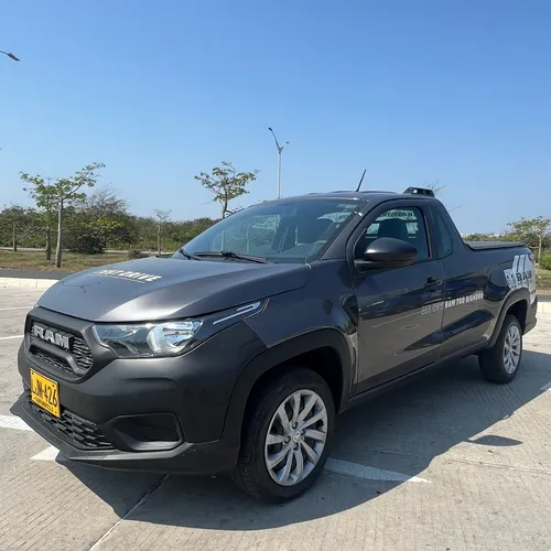 RAM 700 1.4 Slt