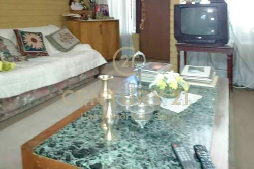 Casa En Arriendo 5 H 3 B. Providencia (sólo A Institucion...