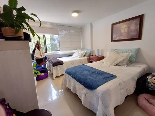 Apartamento En Venta En El Poblado. Cod V12295