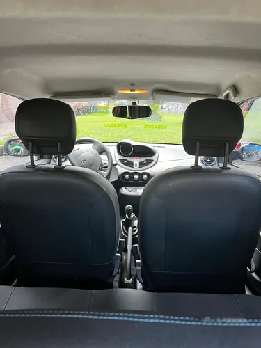 Renault Twingo Ii 1.2l