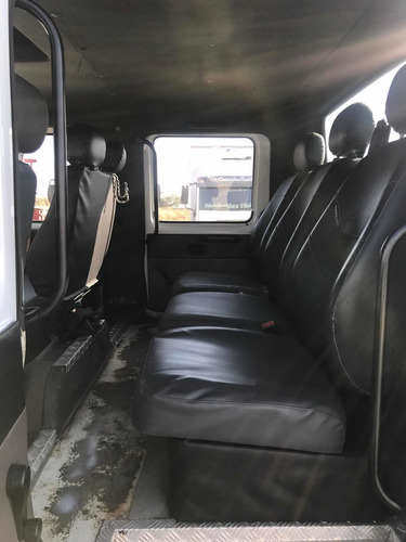 Imagem 11 de 15 de Volkswagen 10.160 - 2016/2017 Com Cesto Aéreo.
