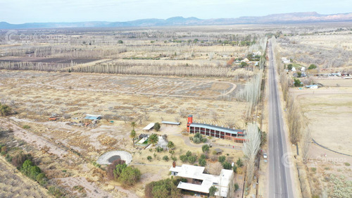 Se Vende Hotel En San Rafael. Medoza, Con Restaurante. Todo Nuevo, Equipado Y Funcionando.