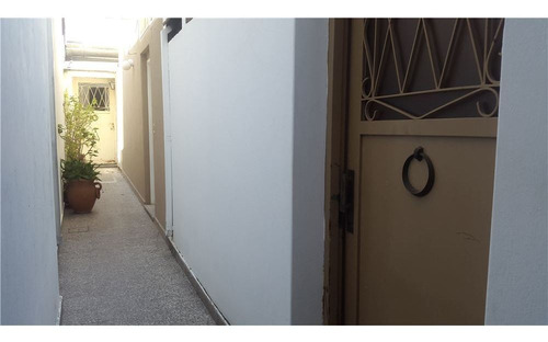 Venta Ph 2 Amb. Con Patio Y Local En Villa Devoto