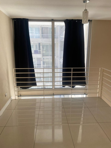 Loft Sin Muebles No Cuenta Con Estacionamiento