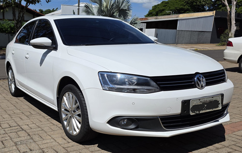 Volkswagen Jetta 2.0 Tsi Highline 4p 200 hp