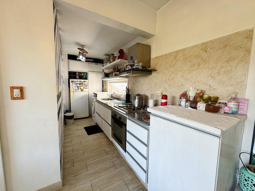 Departamento En Venta Con Cochera En Victoria