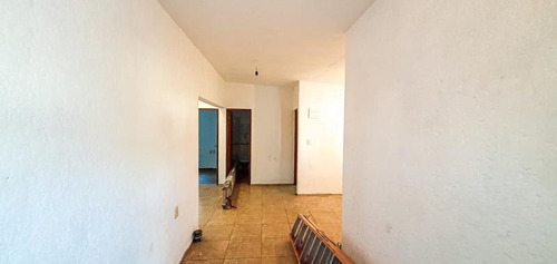 Casa De 3 Dorm, Garaje Y Patio!!! Financia!!