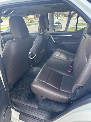 Toyota SW4 2.8 Srx 177cv 4x4 7as