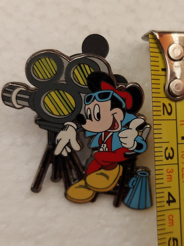 Pin Mickey Mouse Director De Cine Retro (Usado)