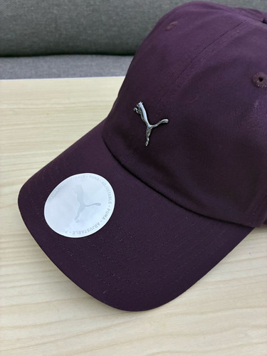 Gorra Morada Puma Unisex Unitalla Mod.025793 10 Morada Unitalla Liso
