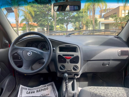 Fiat Palio 1.0 Fire Flex Celebration