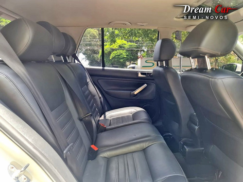 Volkswagen Golf Sportline 2.0 Branco 2013