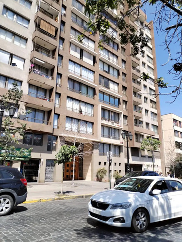 Departamento En Lira, Santiago Centro.