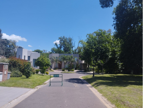 Venta Lote Barrio Cerrado Malvinas Argentinas