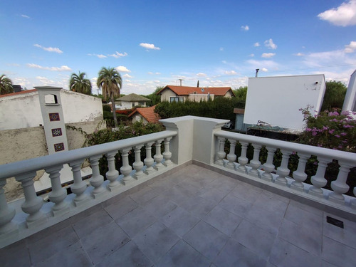 Se Vende Casa En Barrio Dalvian, Mendoza