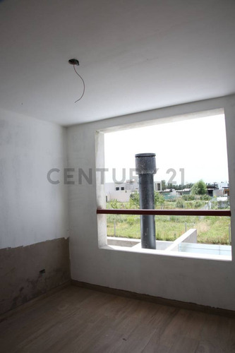Venta De Casa En El Quimilar, City Bell