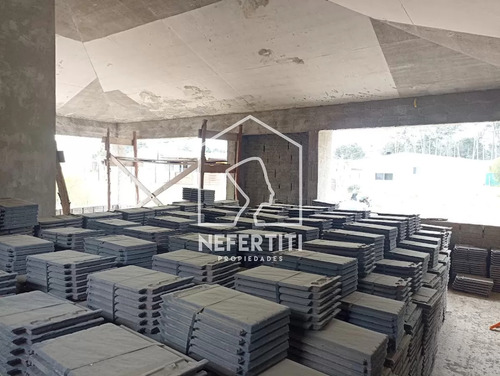 Oportunidad!! Muy Buena Construcción En Pozo!!