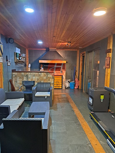 Casa En Venta De 4 Dorm. En Temuco