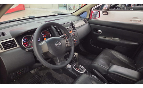 Nissan Tiida 1.8 SL 16V FLEX 4P AUTOMÁTICO