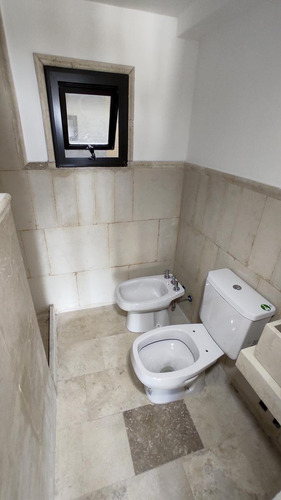Departamento Moderno 2 Ambientes Con 2 Baños En Moron En Venta