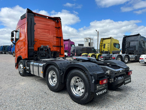 Caminhão Volvo Fh 540 Pac Ec 6x4 2023 Laranja Susp. Mola