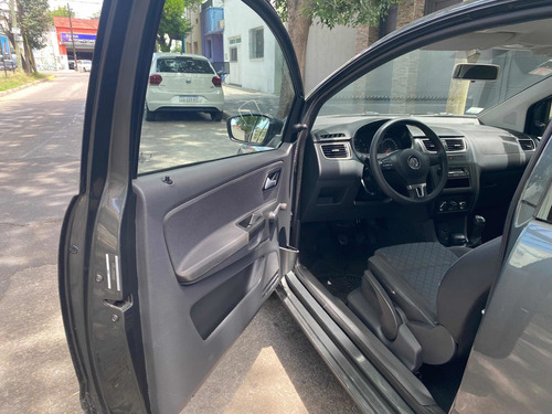 Imagen 8 de 18 de Volkswagen Fox 2013 1.6 Comfortline 3 P