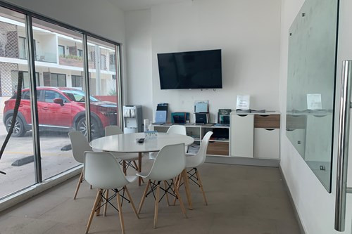 Local Comercial En Renta En Esquina, En Zona Turística De Alto Crecimiento En Playa Del Carmen, ...