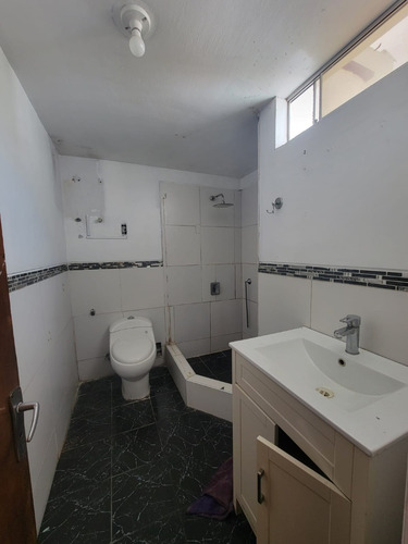 Vendo Casa En Palomino Lima | 120 M² | 2 Pisos + Cochera Y Patio | Alisos 210