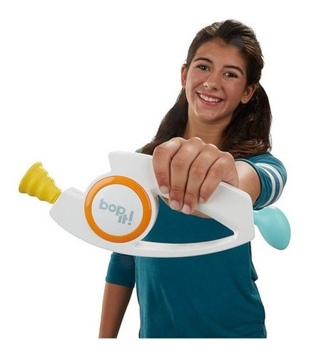 Imagen 4 de 4 de Bop It Clasico New Nueva Versión En Español E6393