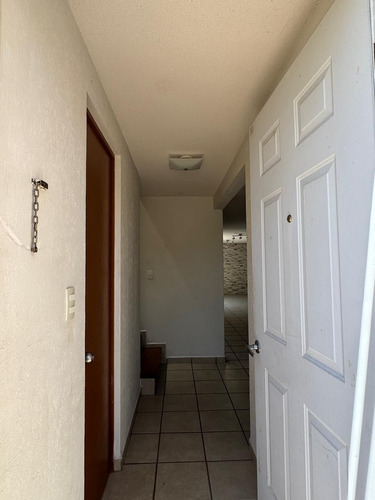 Casa En Renta Chulavista Iii, Queretaro. 3 Rec, 3 Baños, Privada Con Alberca