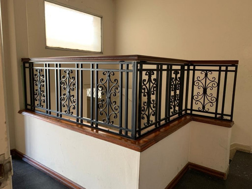 Gran Casa En Barrio Prado