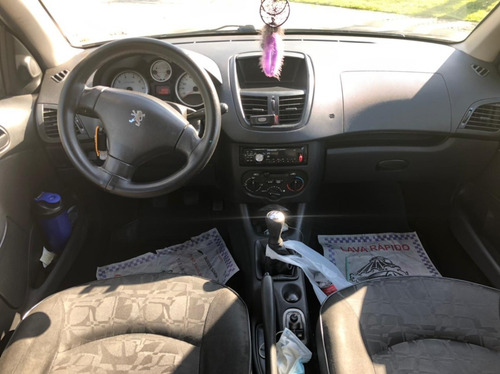 Imagem 12 de 12 de Peugeot 207